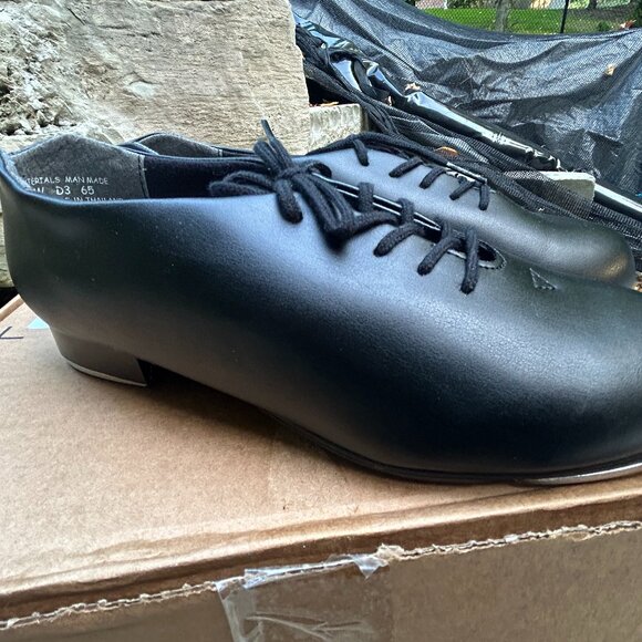 Capezio Oxford Style Tic Tap Toe Shoes – Size 6W – Model 443 - Picture 11 of 16